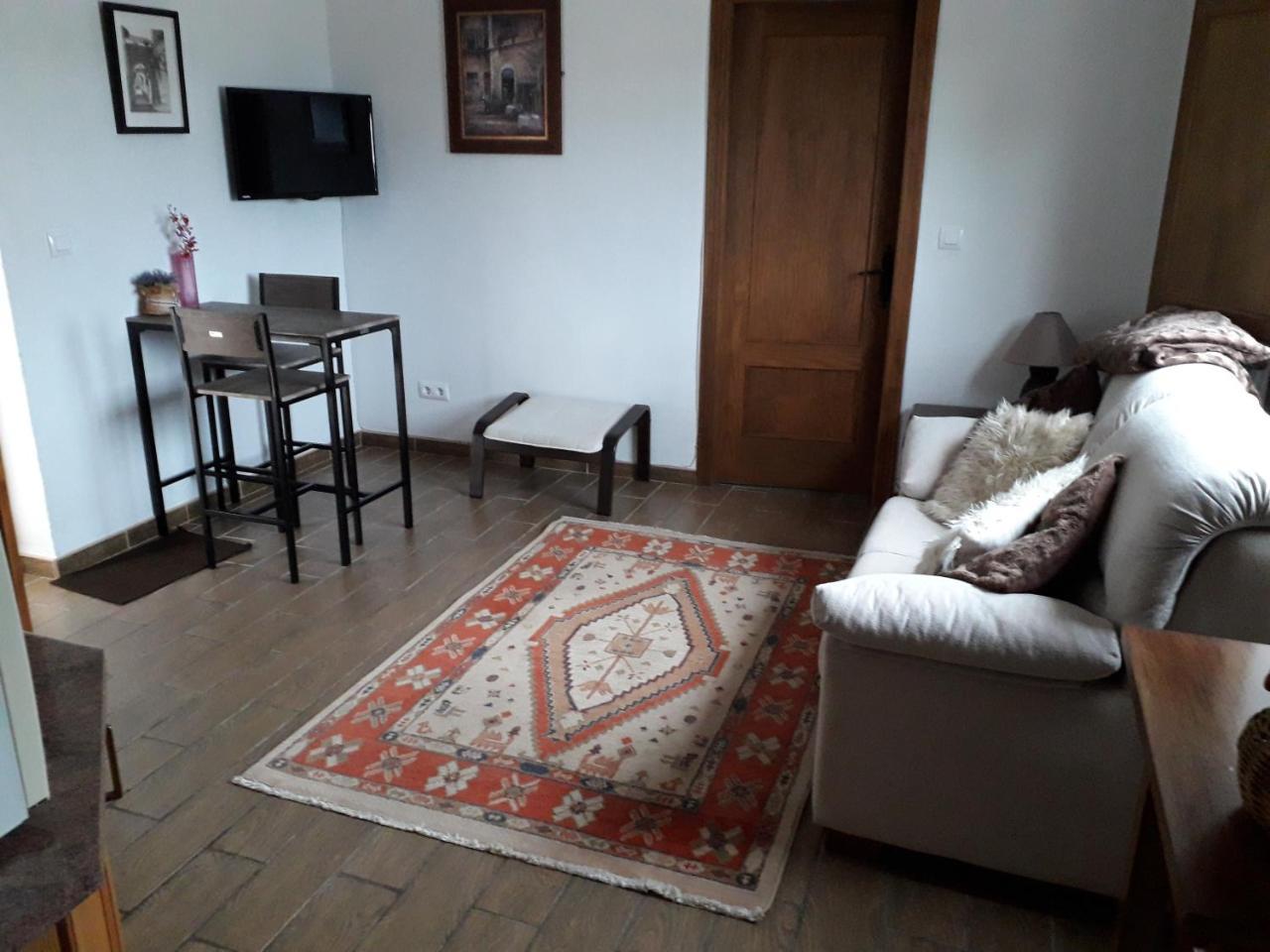 Kayenne holiday rentals Iznájar Eksteriør bilde
