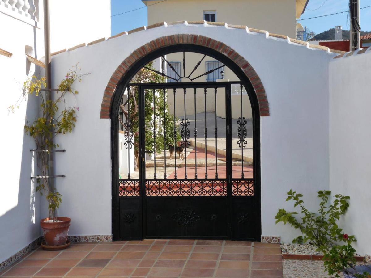 Kayenne holiday rentals Iznájar Rom bilde